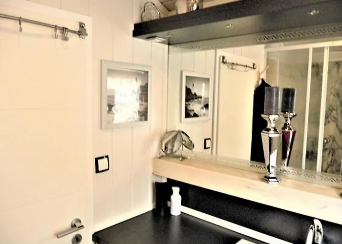 Holiday home De Graaf By Interhome *